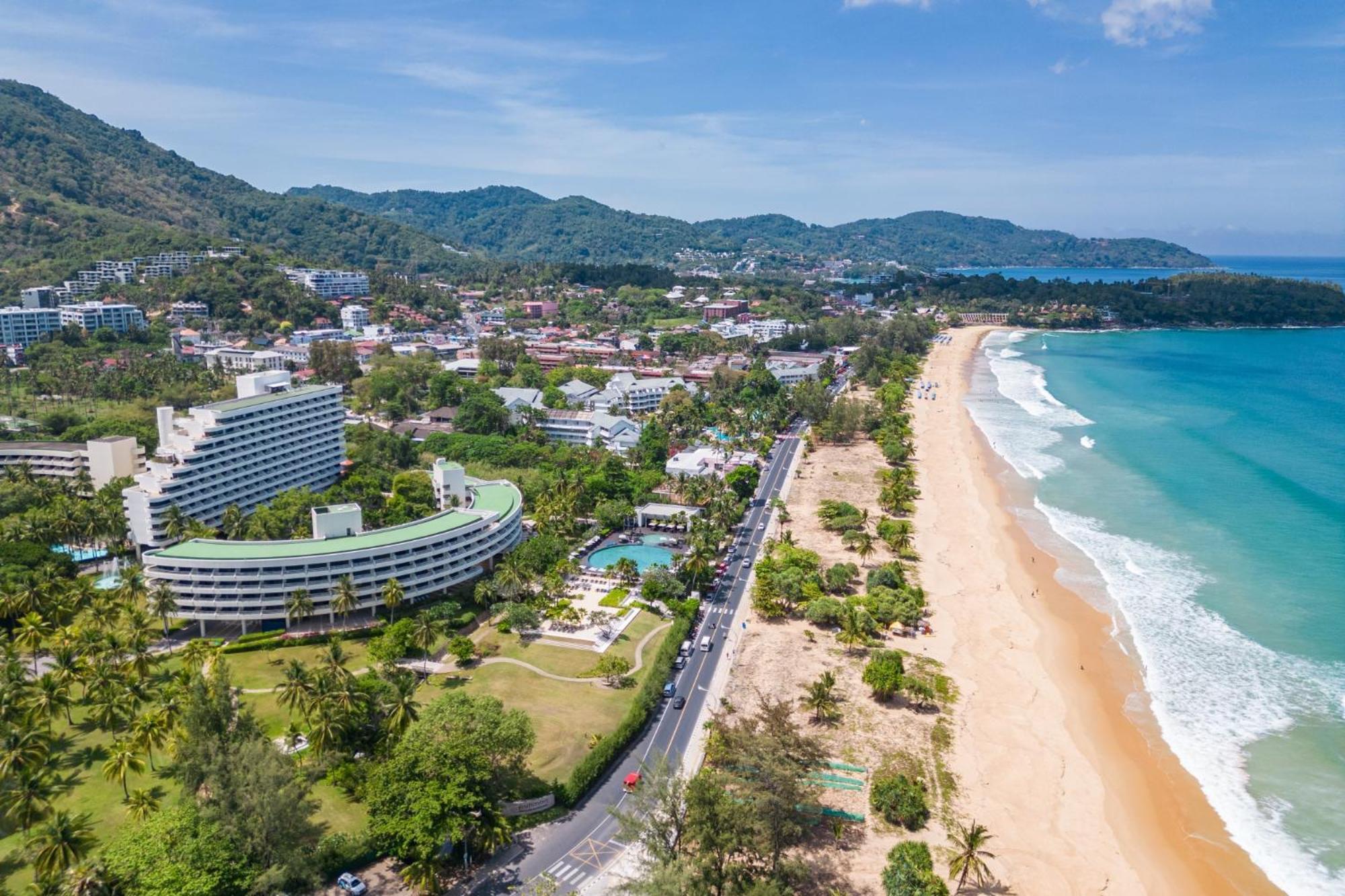 Pullman Phuket Karon Beach Resort Exterior photo